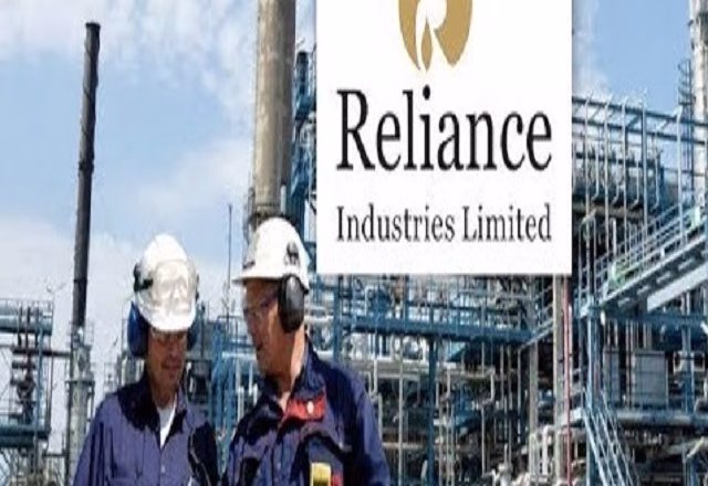 Reliance bets big on green hydrogen with new Gujarat complex